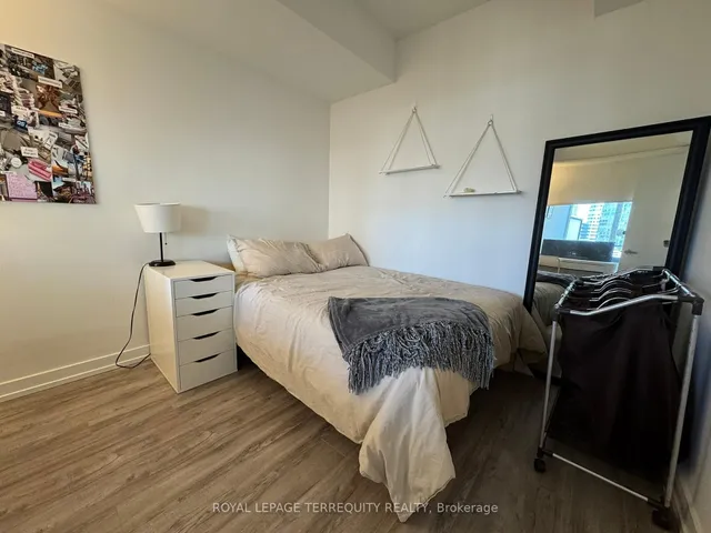 Additional image 6 of 77 Shuter St Unit 1701