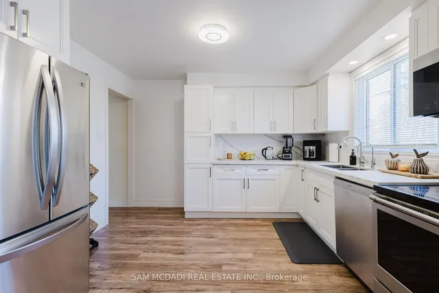 Additional image 10 of 522 Roseheath Dr