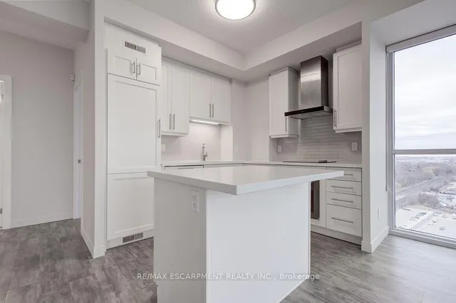 Additional image 4 of 2093 Fairview St Unit 1504