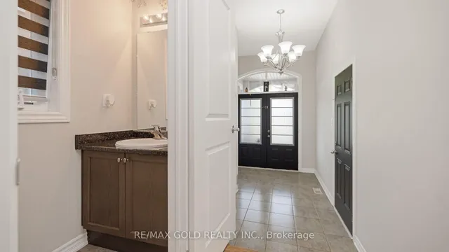 Additional image 6 of 5 Lola Cres