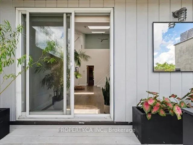 Additional image 5 of 670 Richmond St Unit 204