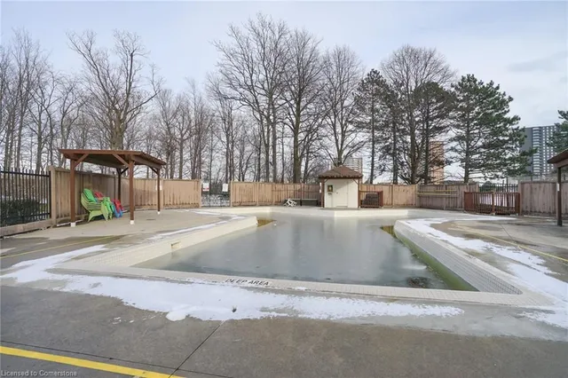 Additional image 42 of 551 The West Mall Rd Unit 1219