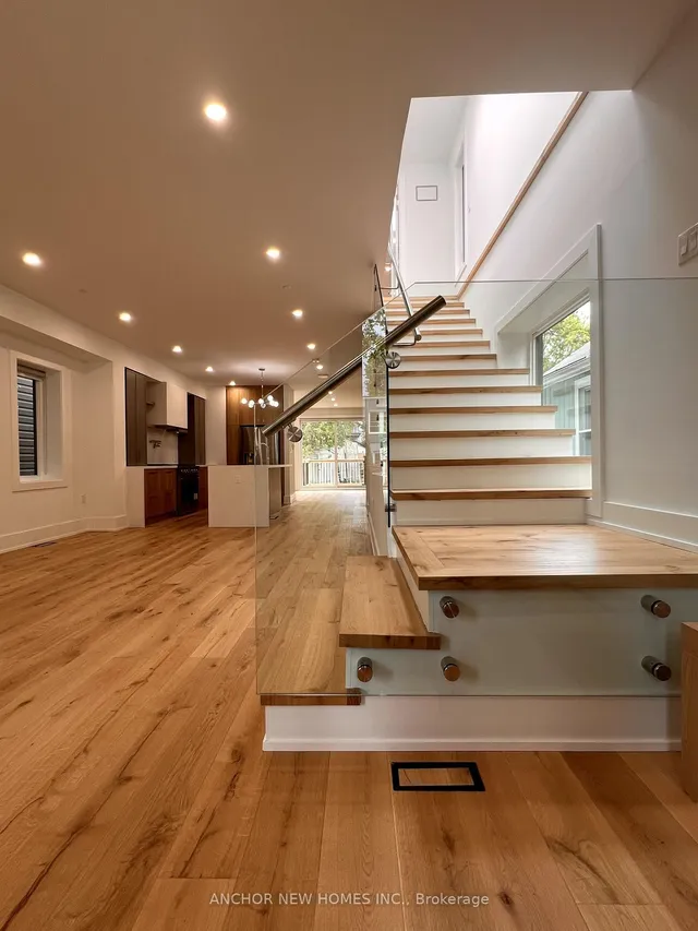 Additional image 3 of 834 Sammon Ave