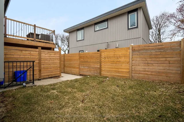 Additional image 26 of 8 Banff Dr