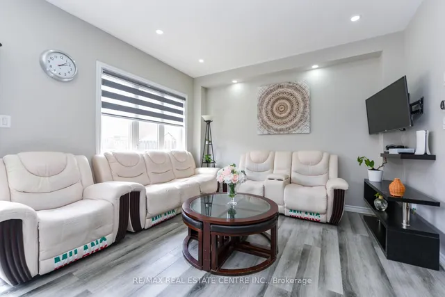 Additional image 8 of 658 Best Rd