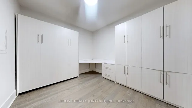 Additional image 24 of 29 Queens Quay Unit 505