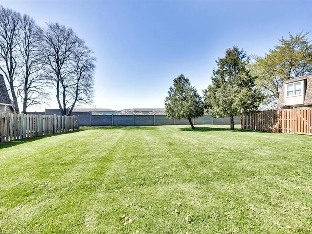 Additional image 45 of 153 Limeridge Rd Unit 16