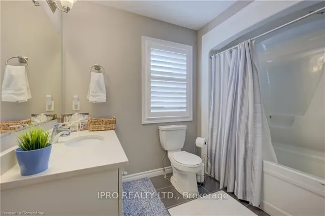 Additional image 25 of 298 Tremaine Cres