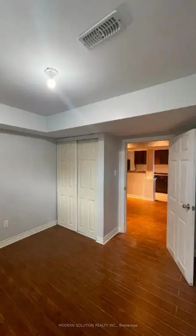 Additional image 2 of 31 Silver Willow Tr