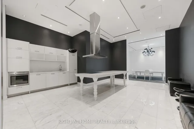 Additional image 32 of 90 Park Lawn Rd Unit 2205