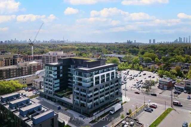 Additional image 33 of 4208 Dundas St Unit 523