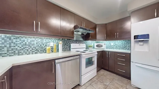 Additional image 14 of 20 Mendelssohn St Unit 7