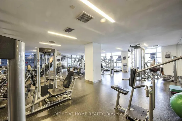 Additional image 14 of 21 Iceboat Terr Unit 4108