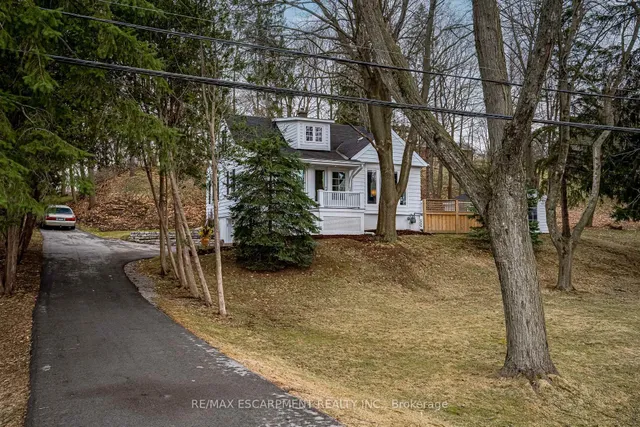 558 Governors Rd