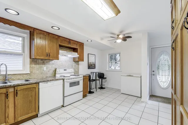 Additional image 5 of 1470 Fisher Ave