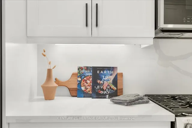 Additional image 15 of 67 PLEASANT Ave