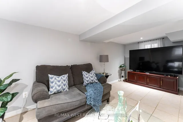 Additional image 28 of 7 Bernice Cres