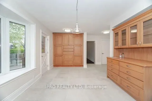 Additional image 12 of 42 Hillside Dr