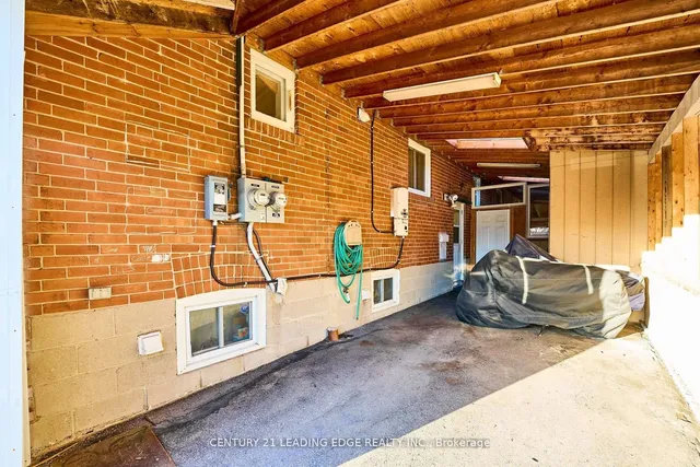 Additional image 3 of 14 Flora Dr
