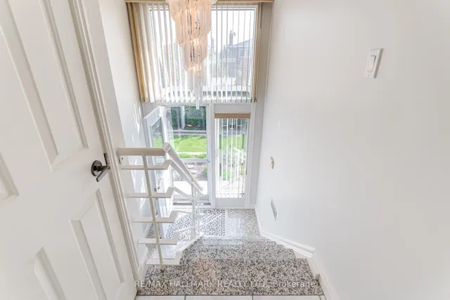 Additional image 18 of 44 Arkona Dr