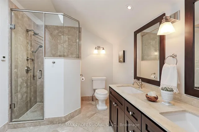 Additional image 29 of 231 Grenview Blvd