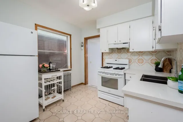 Additional image 13 of 199 Earlscourt Ave