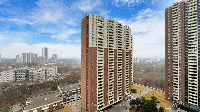 Additional image 33 of 5 Massey Sq Unit 1815