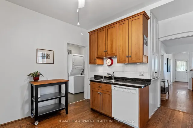 Additional image 15 of 245 Hillcrest Ave