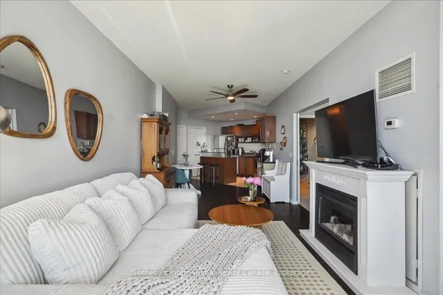 Additional image 25 of 218 Queens Quay Unit 1804