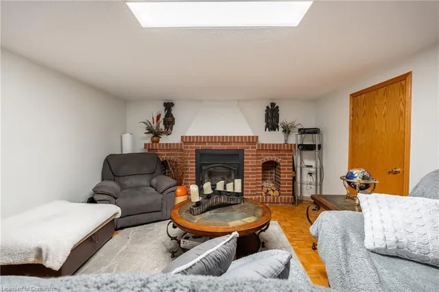 Additional image 30 of 68 Montmorency Dr