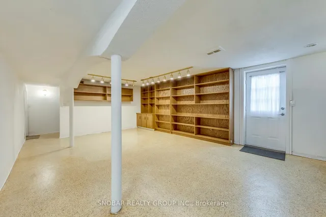 Additional image 18 of 195 Clearbrooke Circ