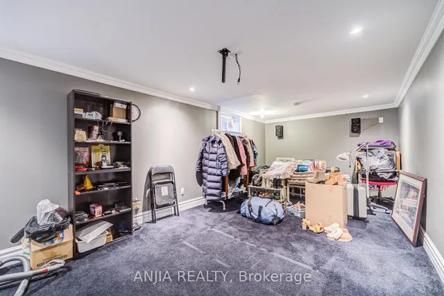 Additional image 39 of 56 Flintridge Rd