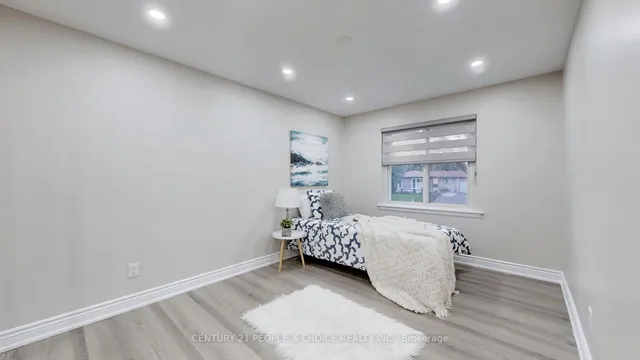 Additional image 26 of 58 Brookdale Cres