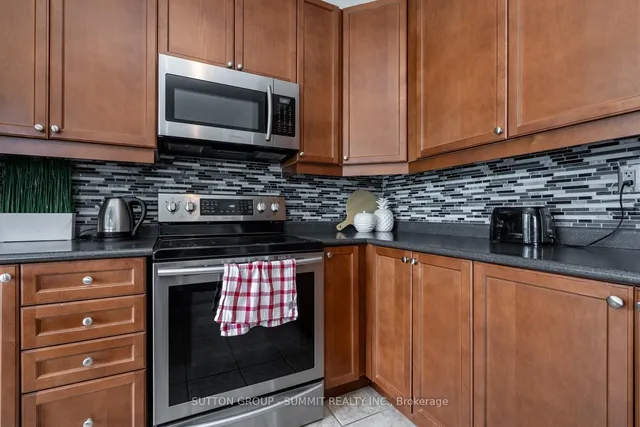 Additional image 16 of 1283 Robson Cres