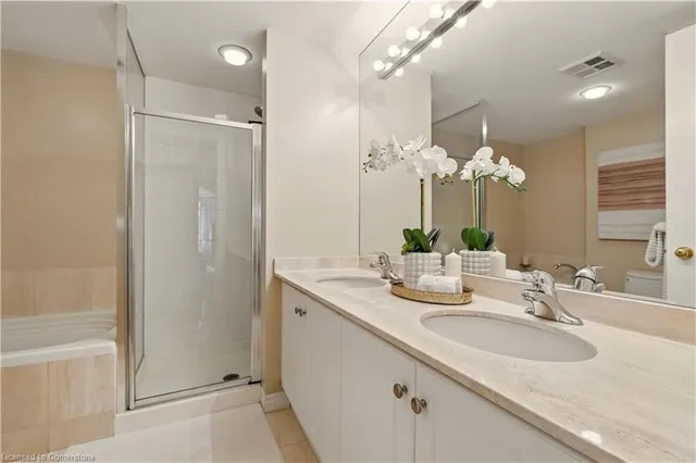 Additional image 32 of 18 William Carson Cres Unit 111