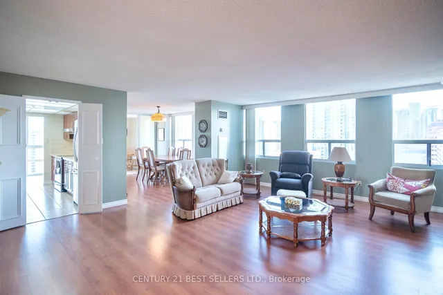 Additional image 5 of 3650 Kaneff Cres Unit 1803