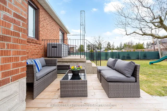 Additional image 35 of 62 Burr Ave