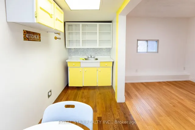 Additional image 42 of 82 Westlake Ave