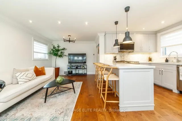 Additional image 6 of 75 Manitoba St