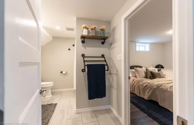 Additional image 28 of 14 Yorkdale Cres
