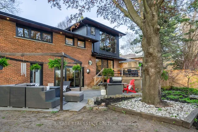 Additional image 43 of 9 Lionel Heights Cres