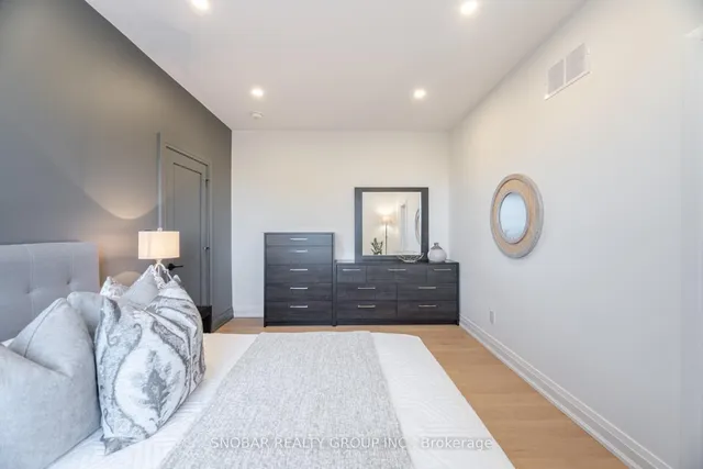 Additional image 18 of 720 Hillman Cres