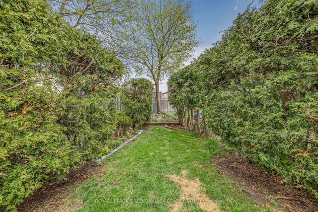 Additional image 38 of 65 Martindale Cres