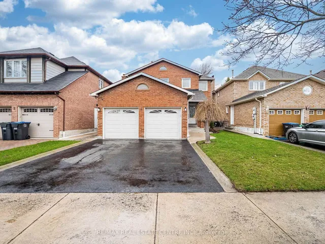 Additional image 2 of 4 Lord Simcoe Dr