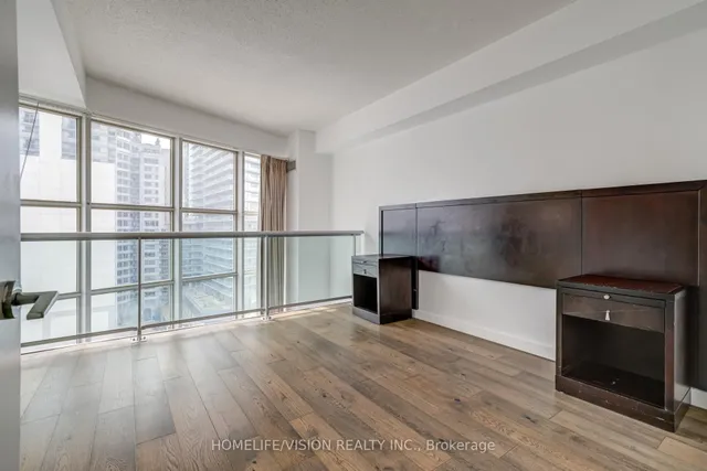 Additional image 10 of 36 Blue Jays Way Unit 917