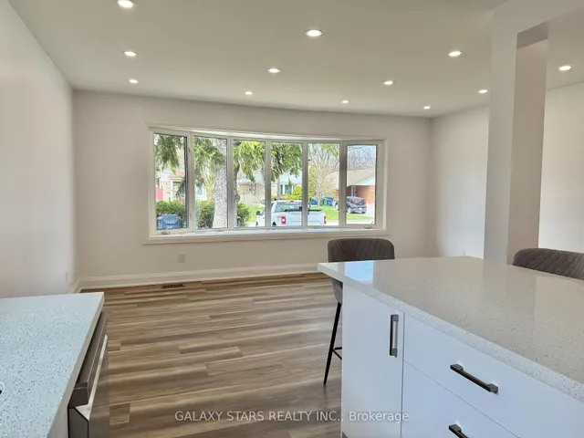 Additional image 43 of 57 Moorecroft Cres