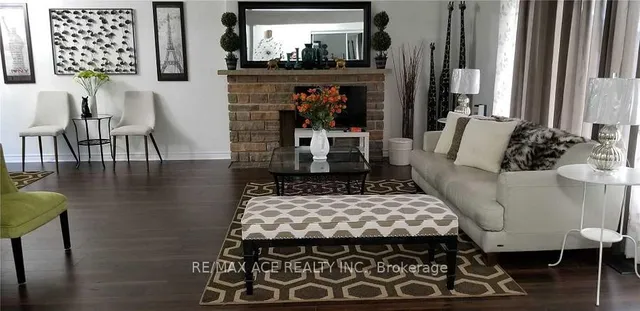 Additional image 17 of 14 Hillock Pl