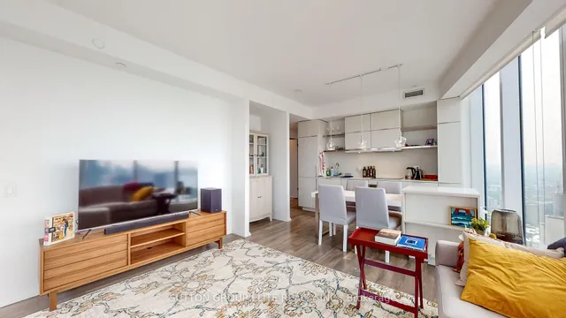 Additional image 9 of 197 YONGE St Unit 4902