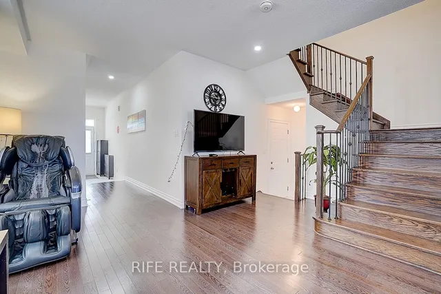 Additional image 5 of 20 Mac Frost Way