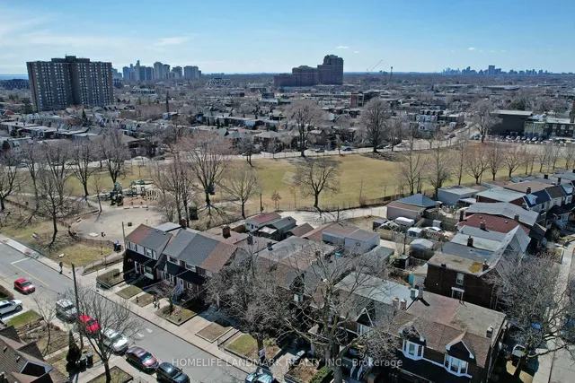 Additional image 26 of 232 Laughton Ave